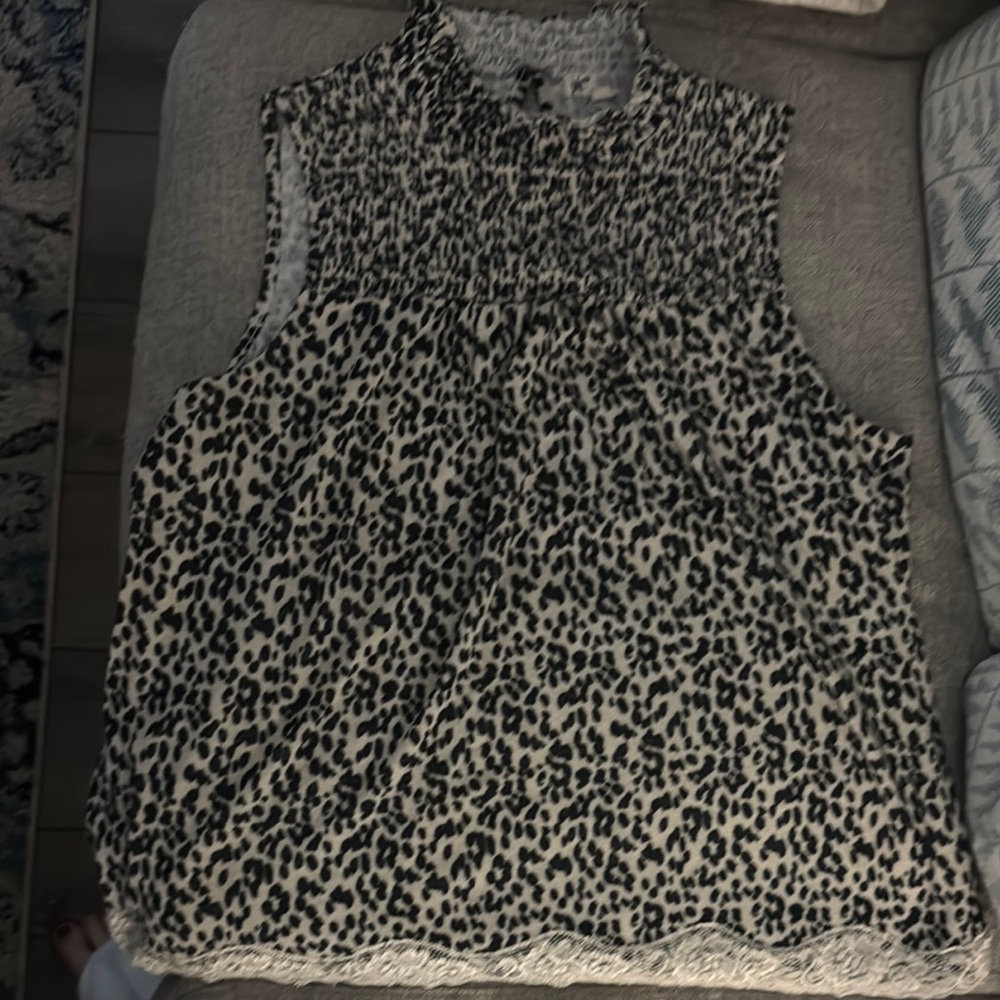 Leopard Print Sleeveless Top